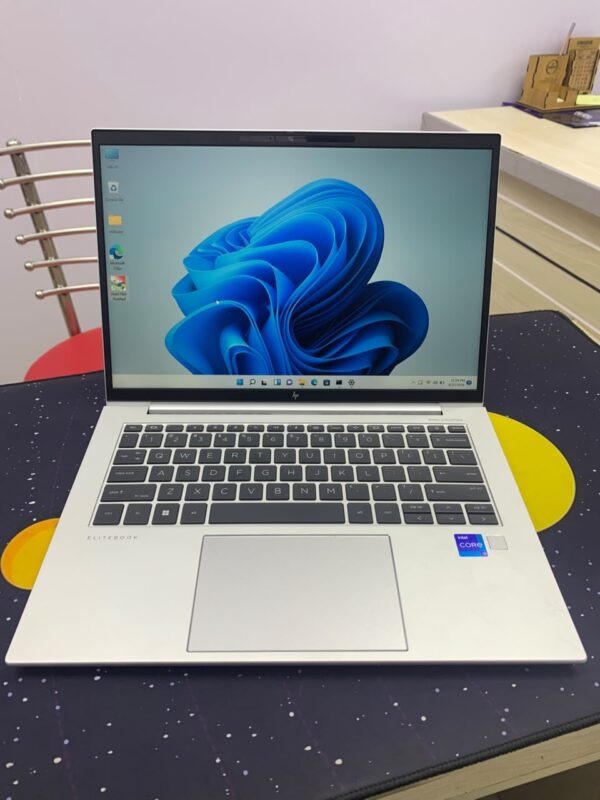 HP EliteBook 830 G9, 12th Gen Core i5 Processor, 8GB RAM, 512GB SSD, 13.3 Inch WUXGA Display